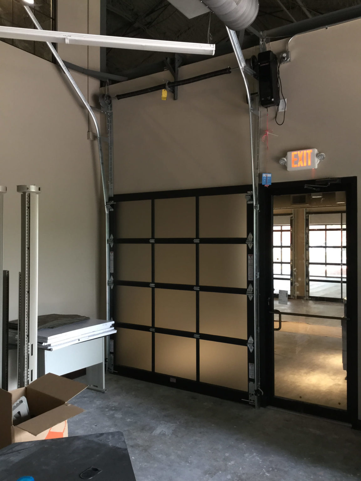 Professional garage door installation and repair service in Naples, Florida - Hardy Garage Door Crew