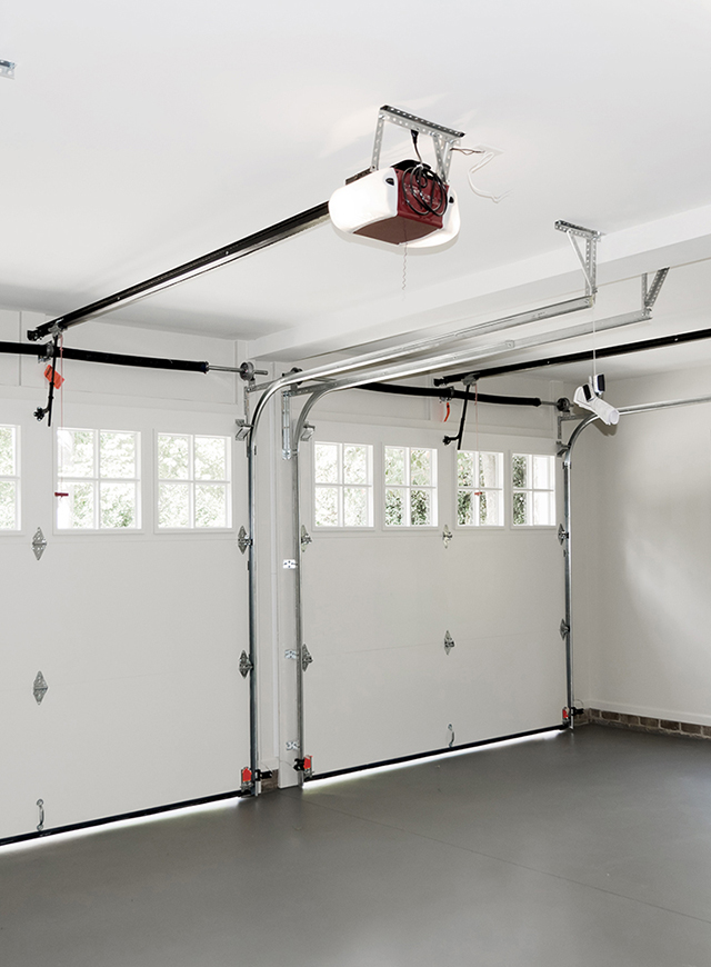 Professional Garage Door Installation - Hardy Garage Door Crew Naples, Florida
